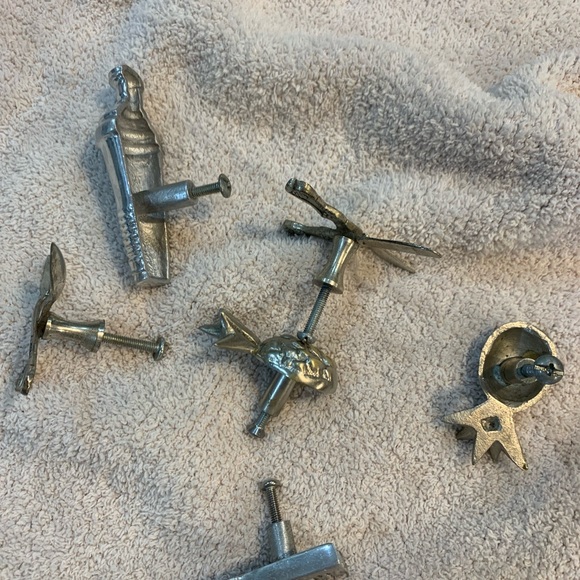 Kitchen Drawer Pulls-Knobs - Chrome - Picture 11 of 11